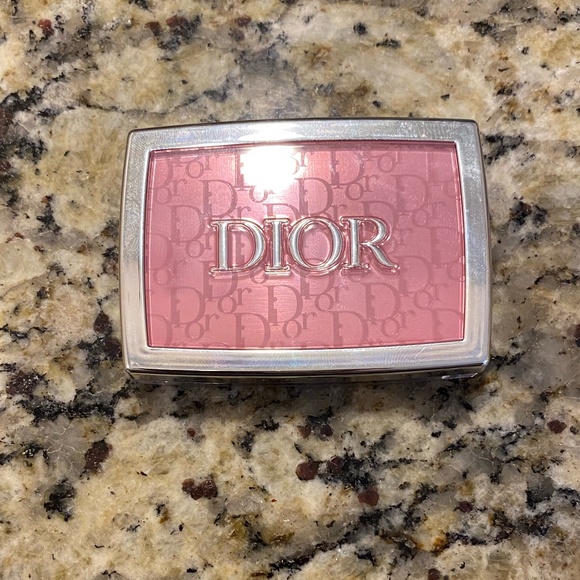 Dior Rosy Glow Blush in 001 Pink - Picture 2 of 3